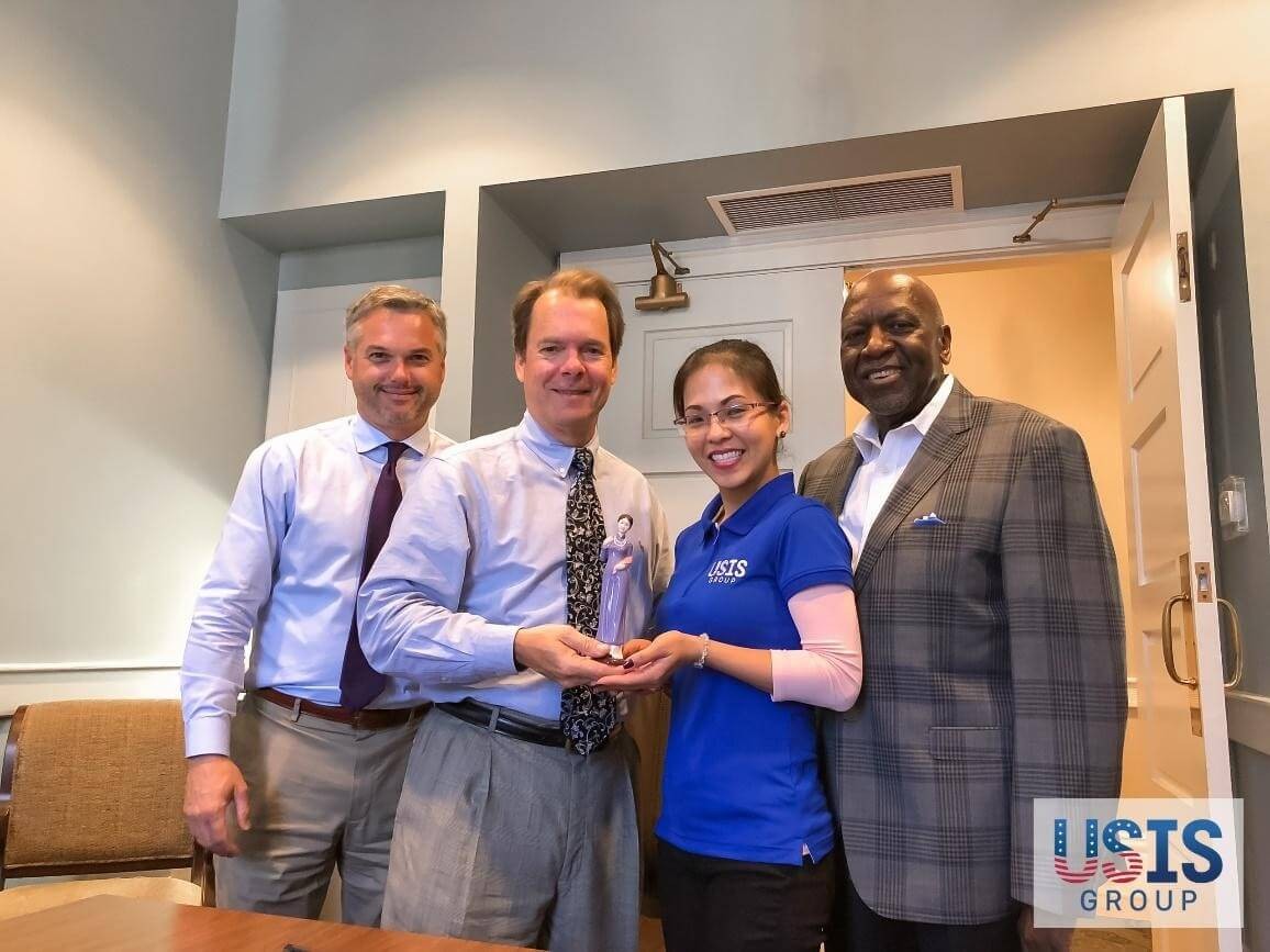 USIS Group visits Gulfport Mayor